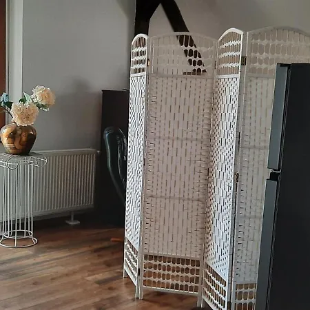 Dom Wakacyjny-czeresniowy Sad Kır Evi *