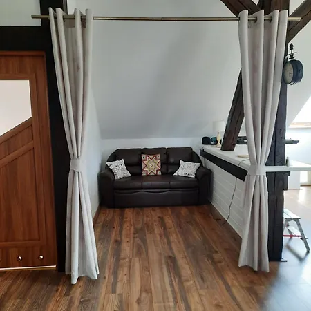 Dom Wakacyjny-czeresniowy Sad Kır Evi *